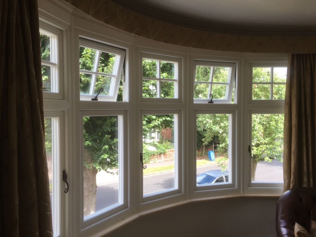 How to Choose The Right Window Frames for Bay Windows